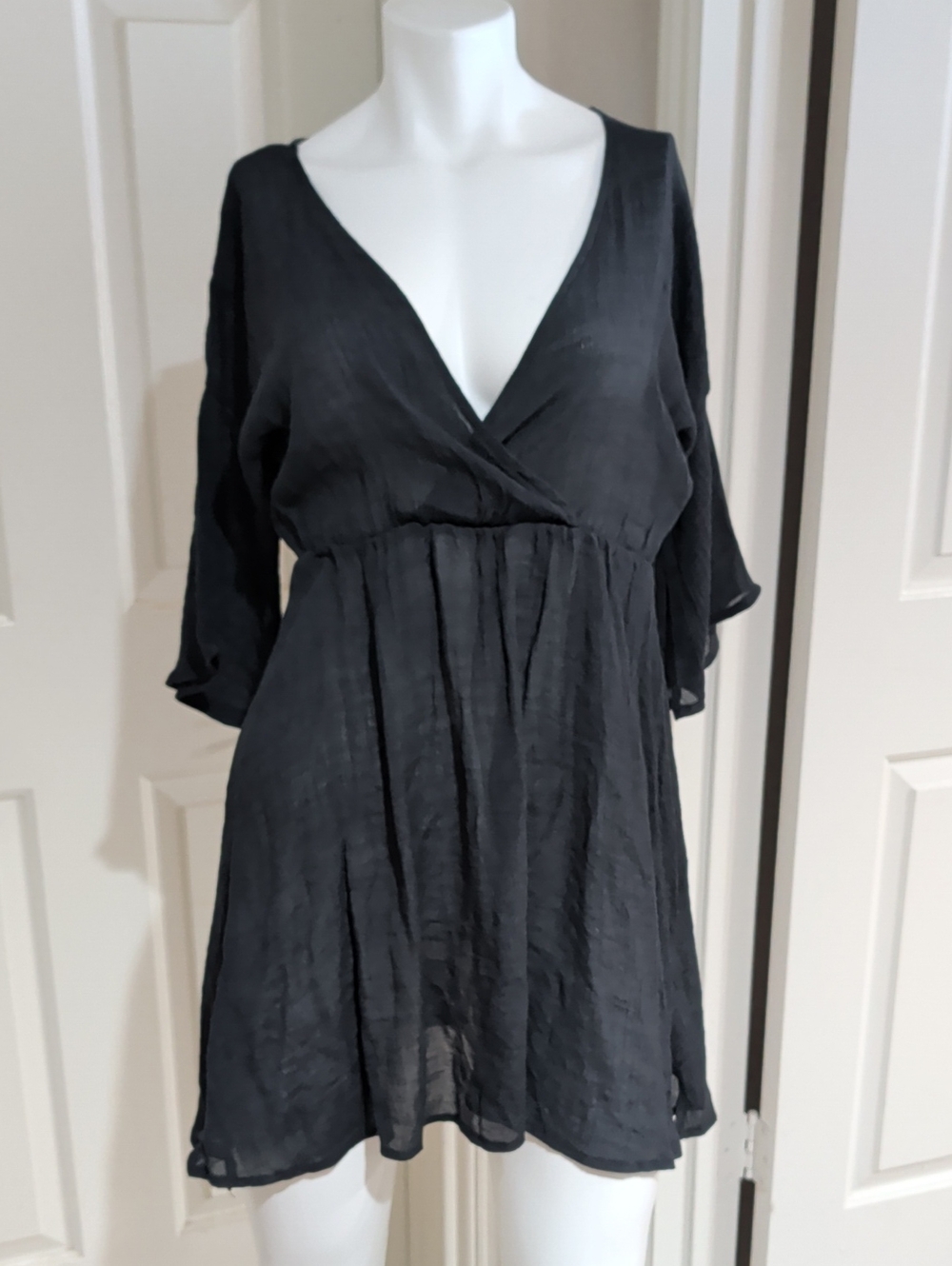 Black V-Neck Women's Short Sleeve Sheer Dress Cover-Up One Size (O/S)